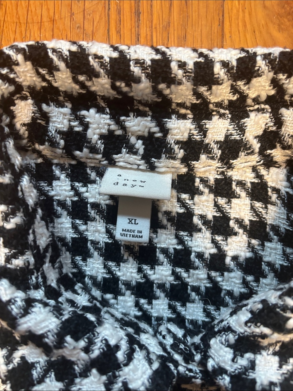 A New Day Black/Cream Houndstooth Button Down Jacket - Picture 5 of 9
